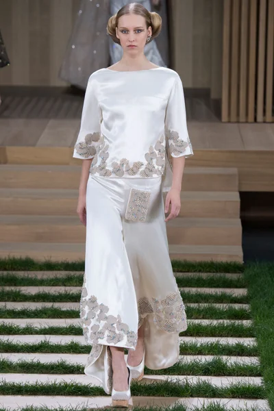 Look 56
